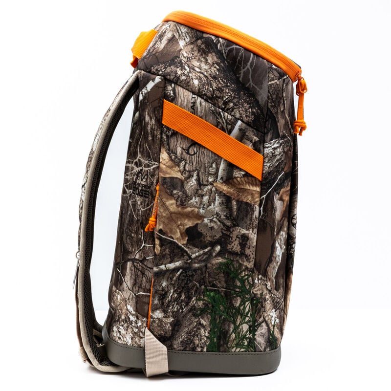 product image 2 - Realtree Backpack Cooler 