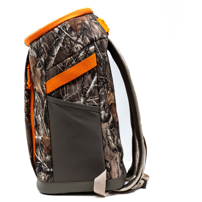 product image 4 - Realtree Backpack Cooler 