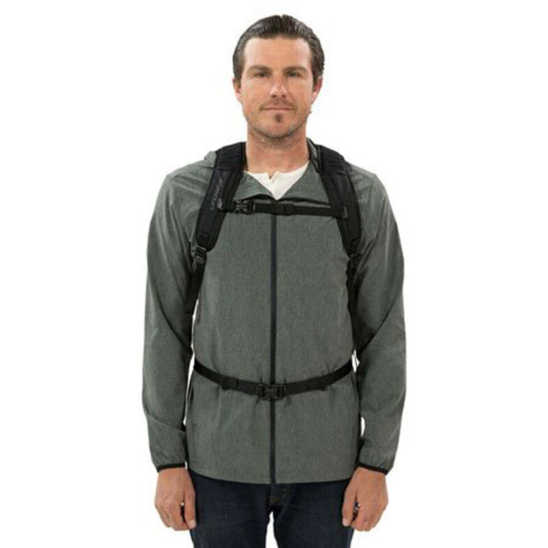 product image 8 - 22L Backpack LifeProof Goa