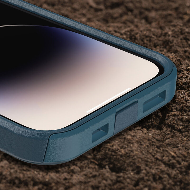 product image 3 - iPhone 14 Pro Case Commuter Series Antimicrobial
