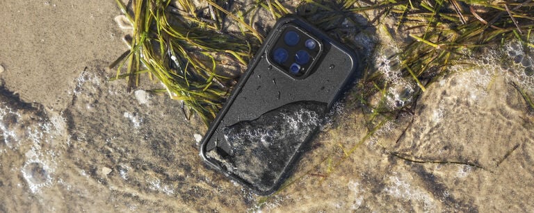  Waterproof LifeProof black Frë case on the beach | OtterBox